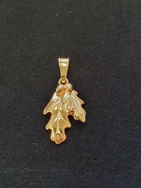 Ek hänge 18K 