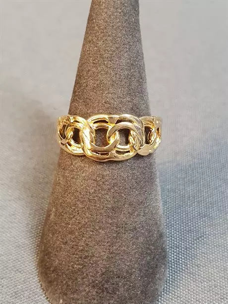 Bismarck ring 18K 180392R
