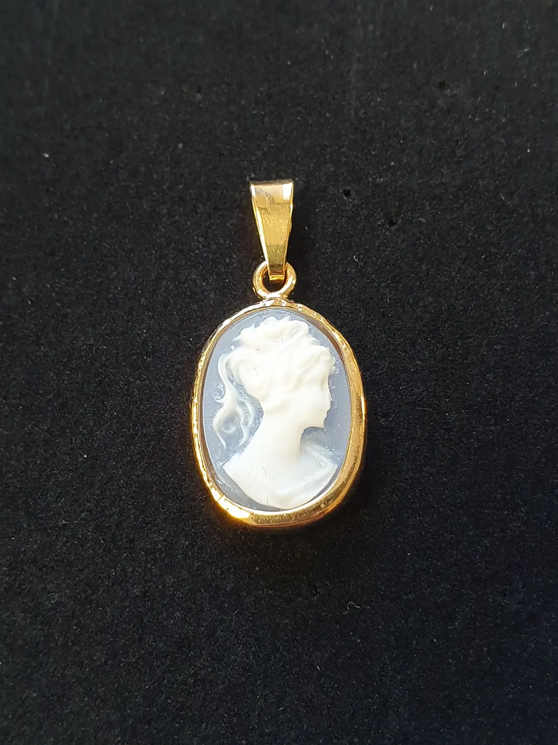 Camé hänge blå 18K 180736H