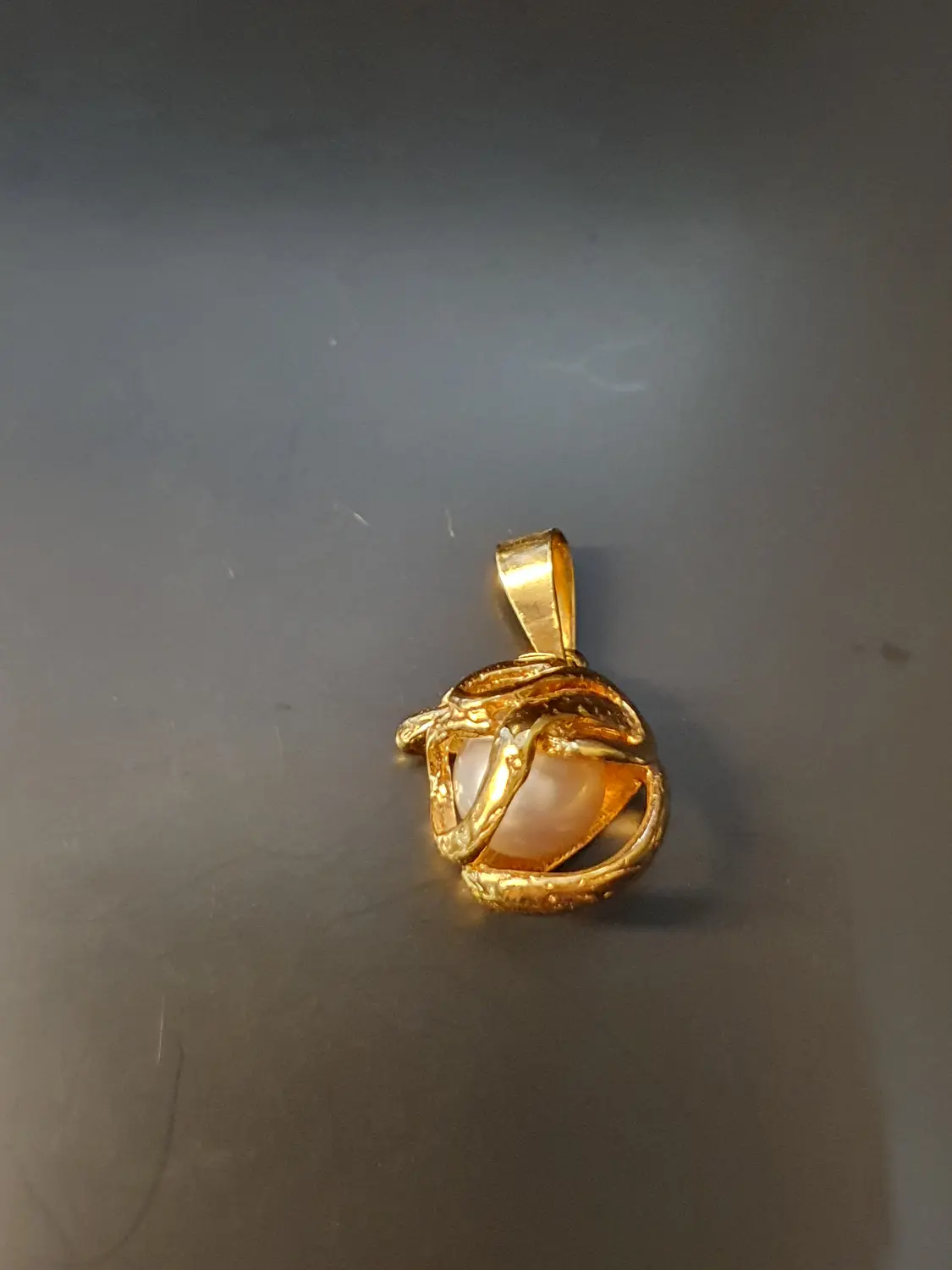 Orm runt en pärla 18K 180906H