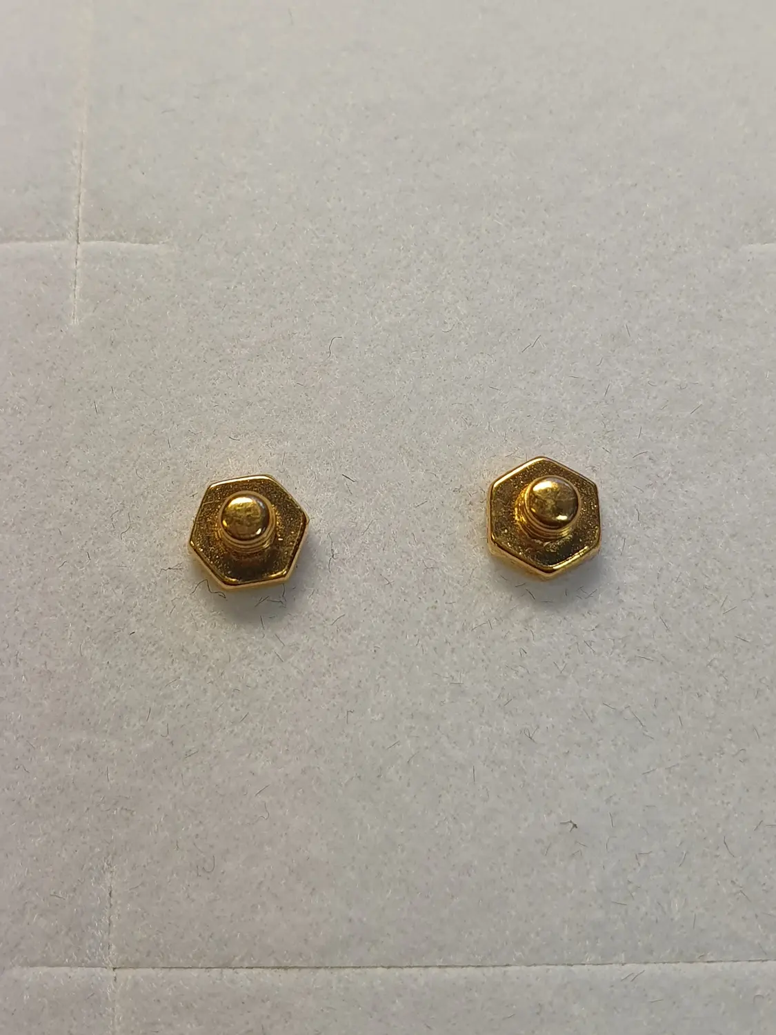 Bult örhänge fasta 18K 181035Ö