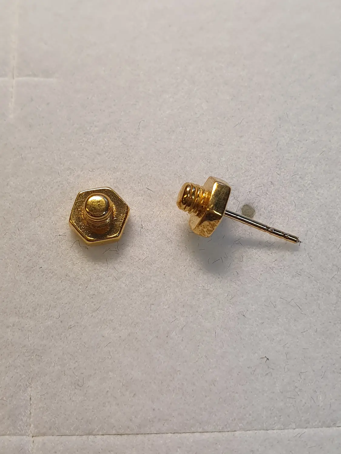 Bult örhänge fasta 18K 181035Ö
