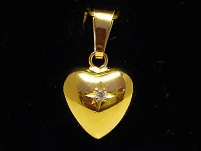 Hjärta m cz 18K 181423H