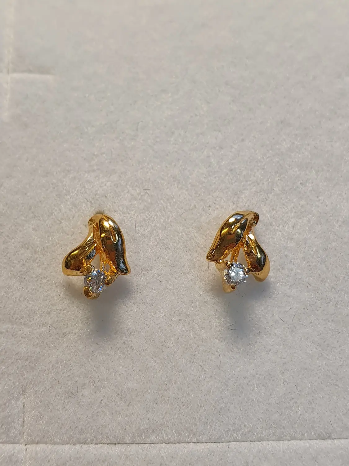 Örhänge Blad m cz 18K 180739Ö