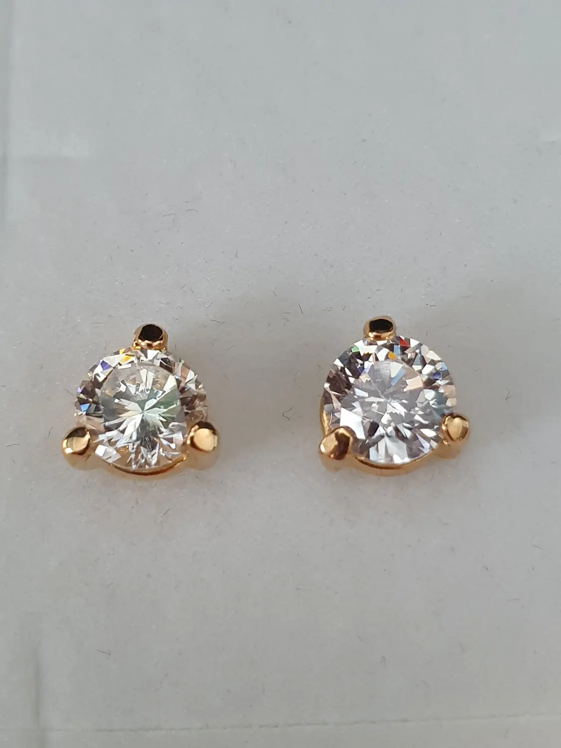 Örhänge 7mm cz 18K 180758Ö