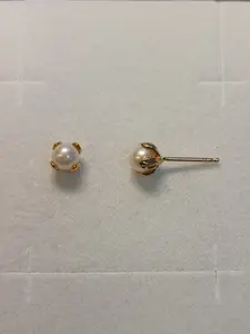 Örhängen knopp m pärla 18K 180985Ö