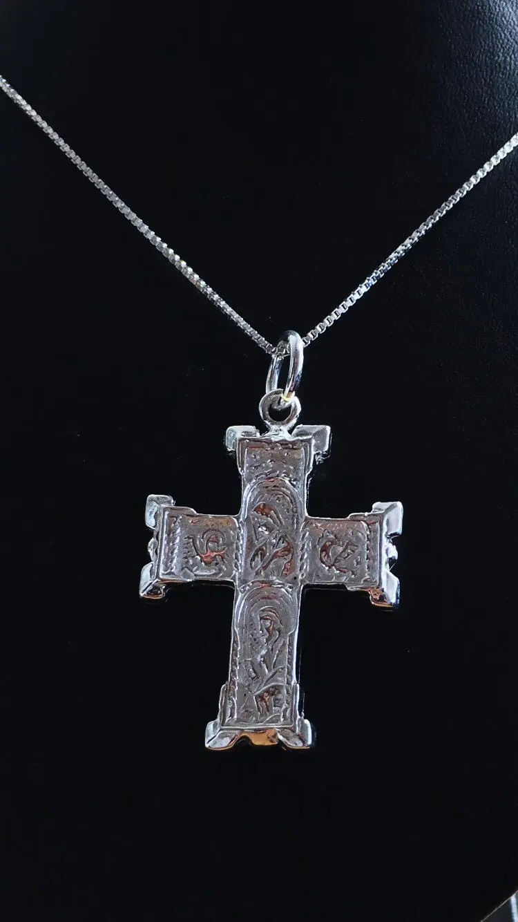 Mönstrat kors silver 9251303H