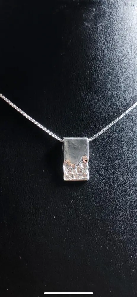 Blank och gropig silver 9251651H
