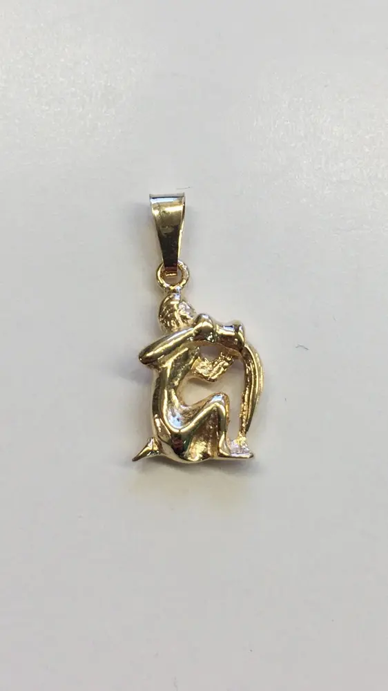 Vattumannen hänge 18K 180372H