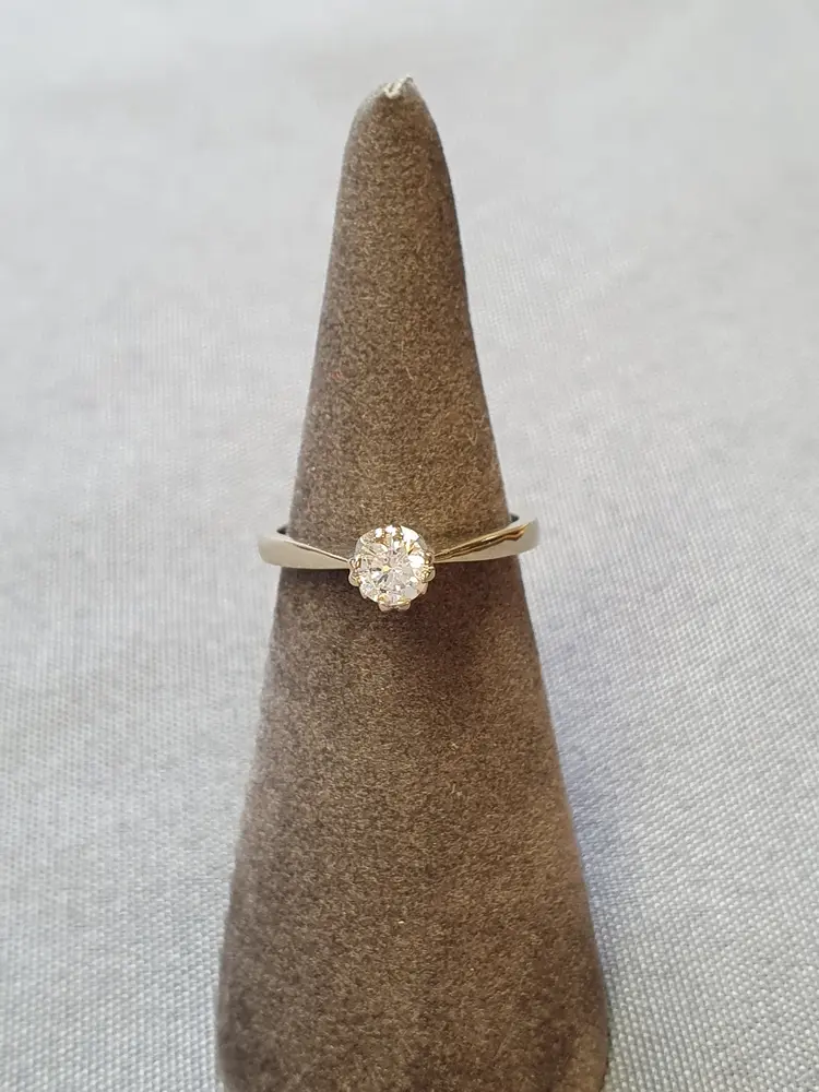 Ring m diamant 45,0 2,1gr 18Kvg