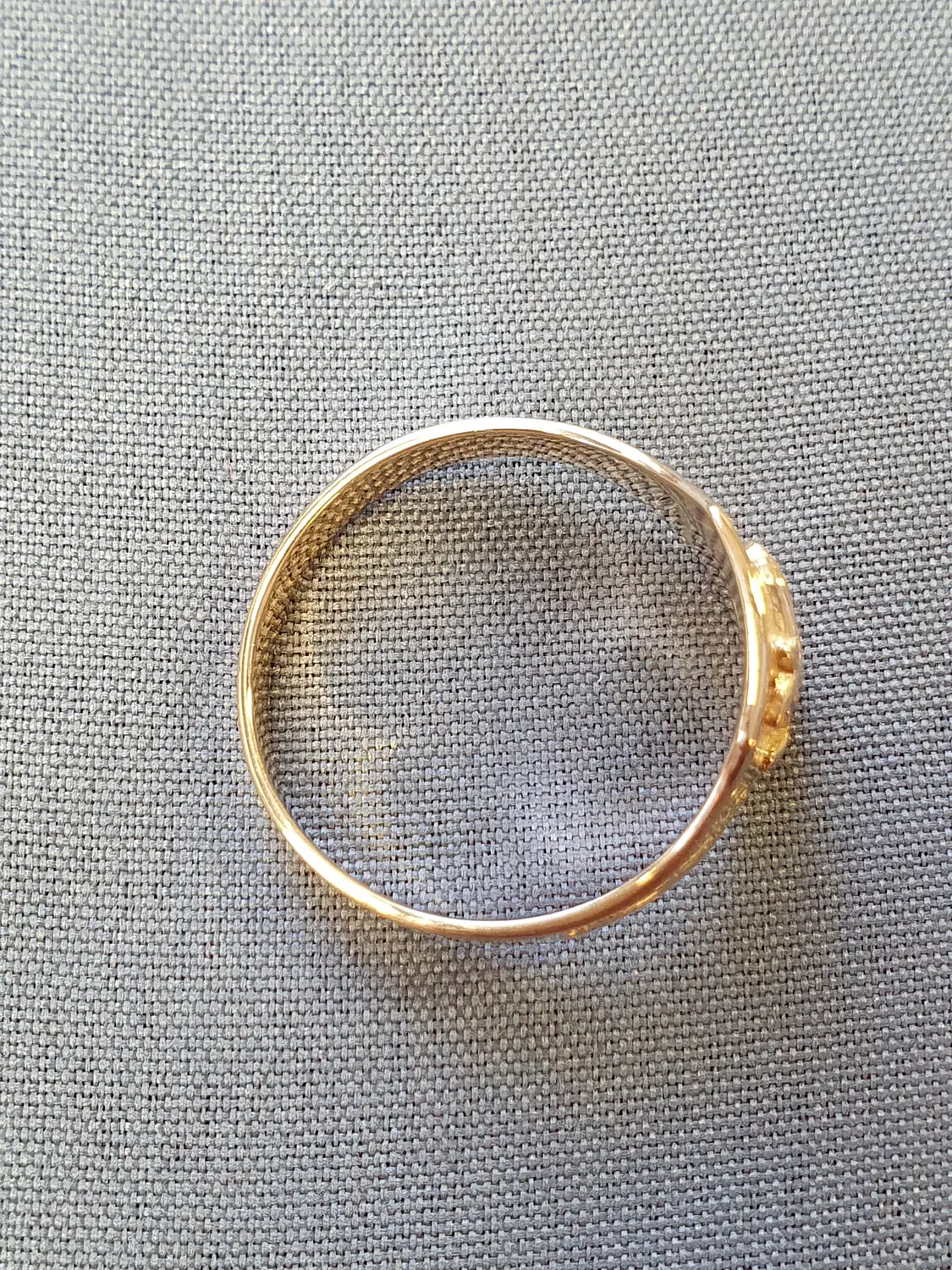 Klackring finskt lejon 18K 180768R