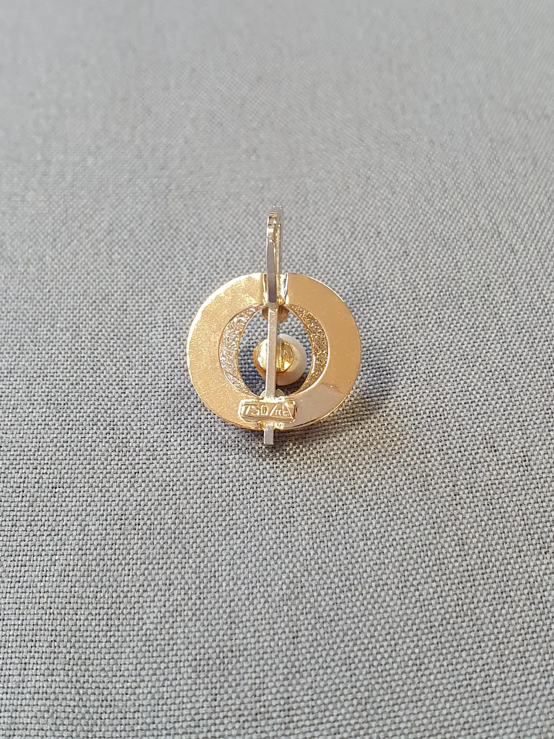 Hängsmycke m pärla och cz sten 2,0gr 18K