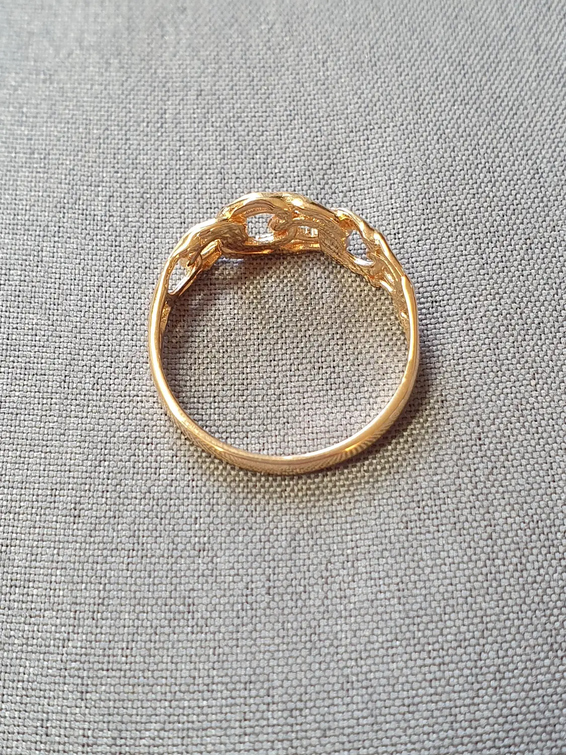 Bismarck ring 18K 180392R