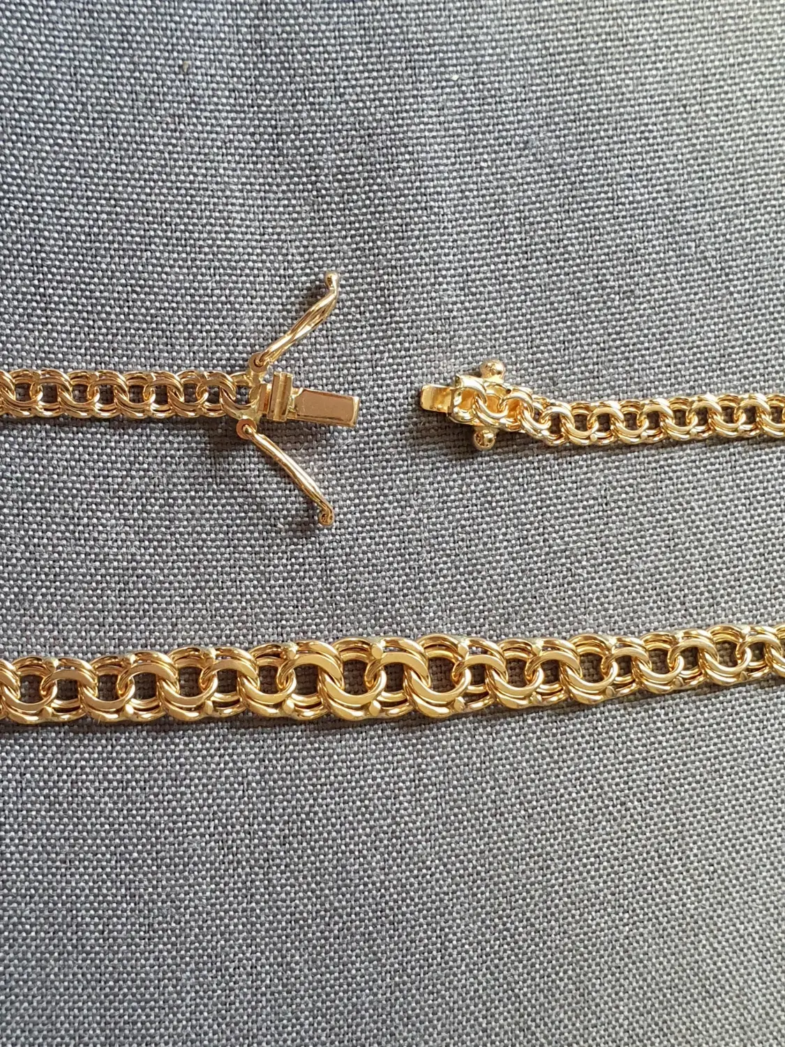 Bismarck halsband doserad 18K 01-BDOS114