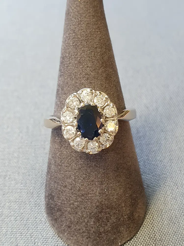 Camoséring med diamanter och safir 58,0 5,2gr 18K