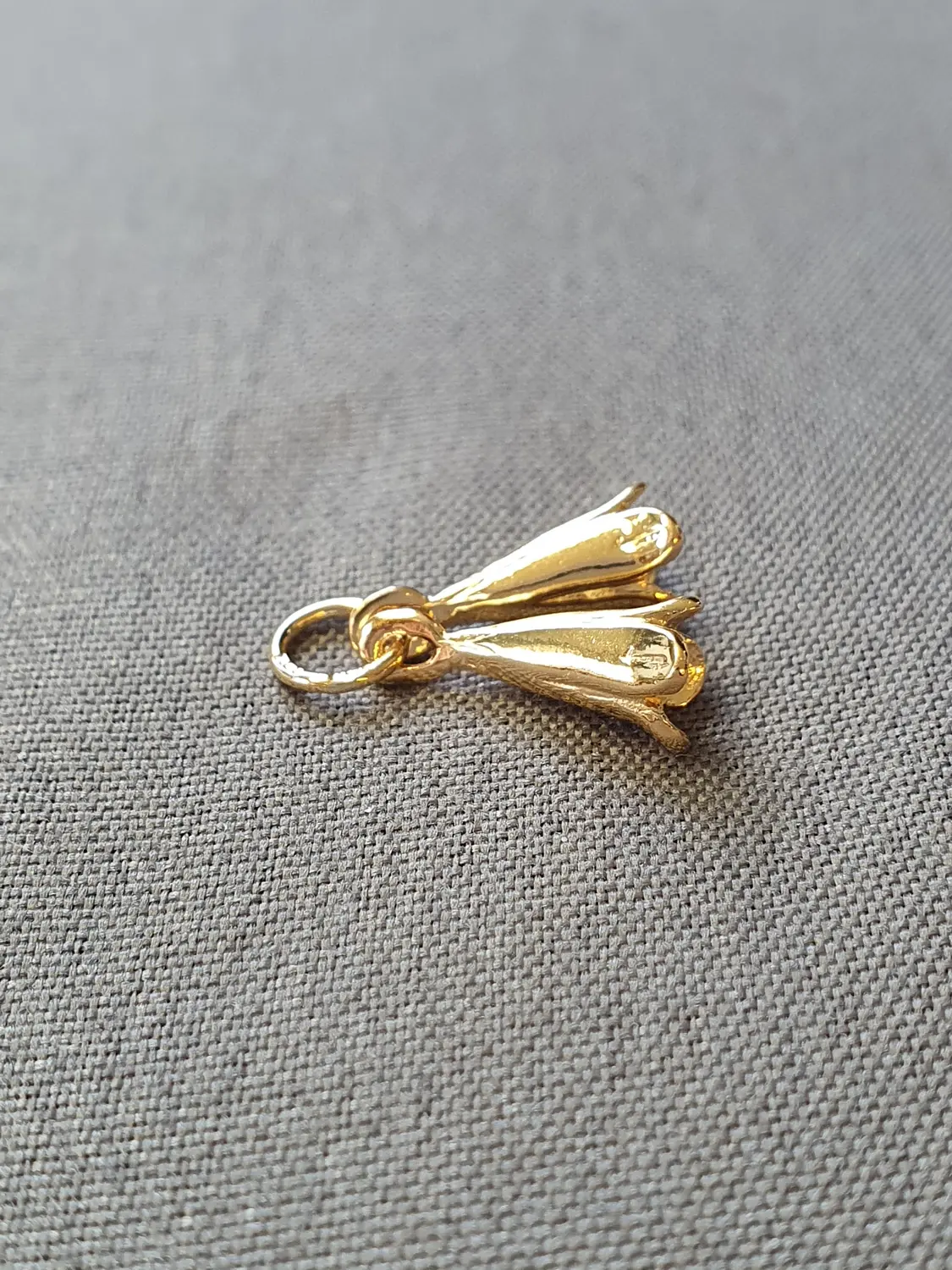 Linnéa hänge 18K 