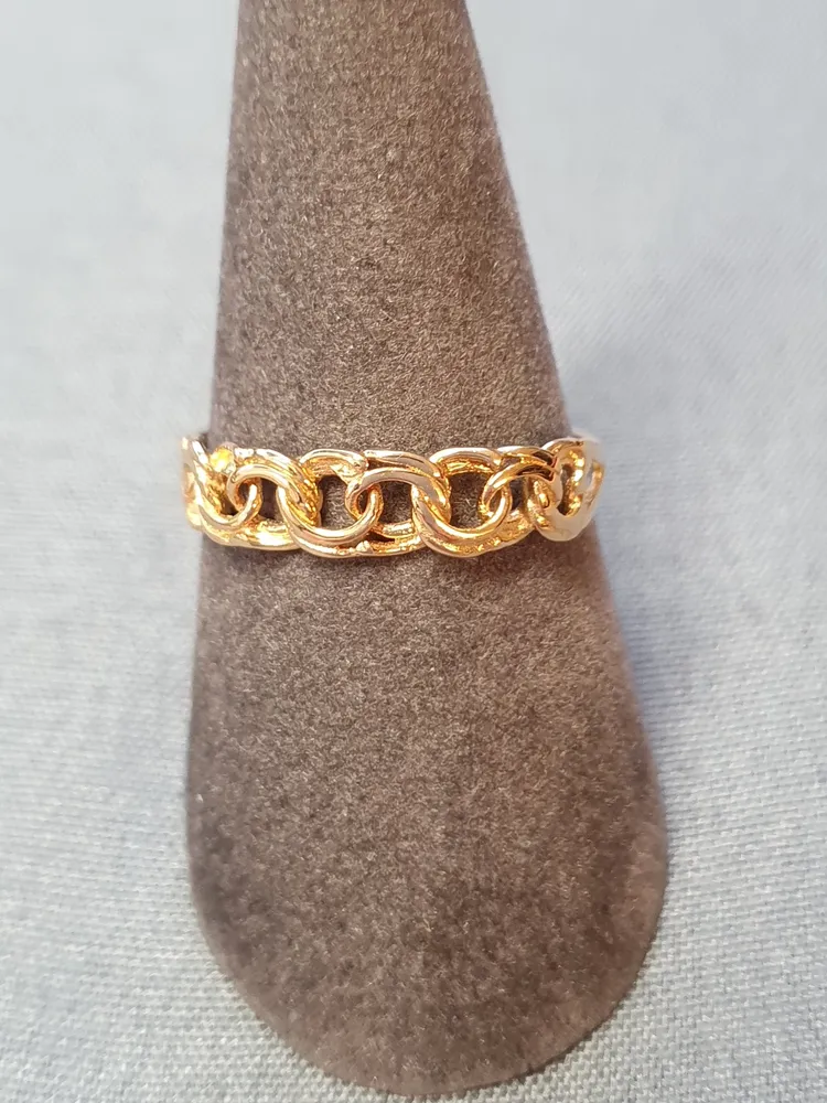 Bismarck ring 18K 180625R-M
