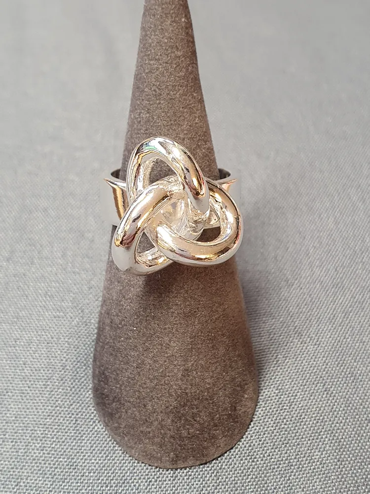 Evighetsknuten silverring 9250556R