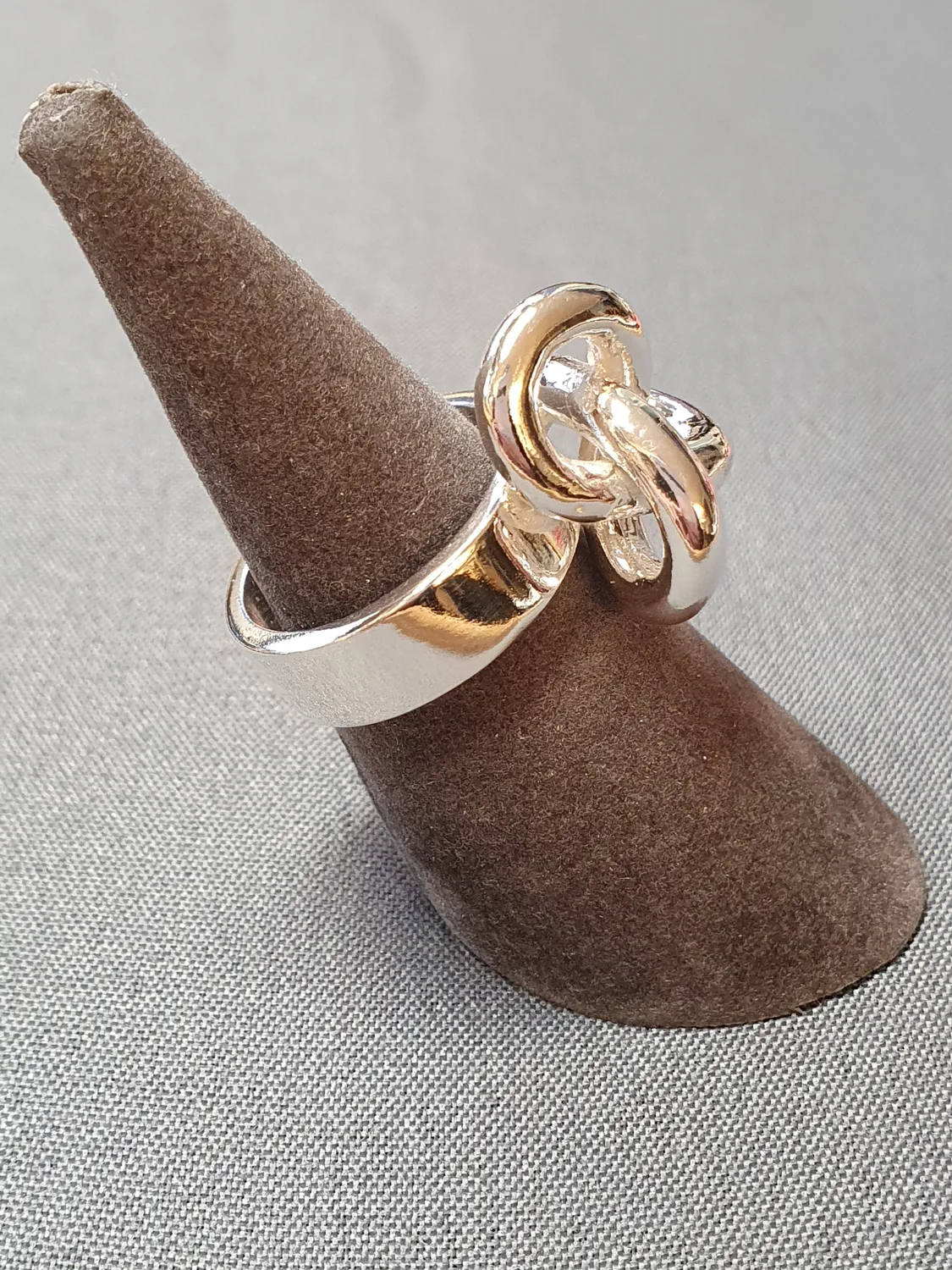 Evighetsknuten silverring 9250556R