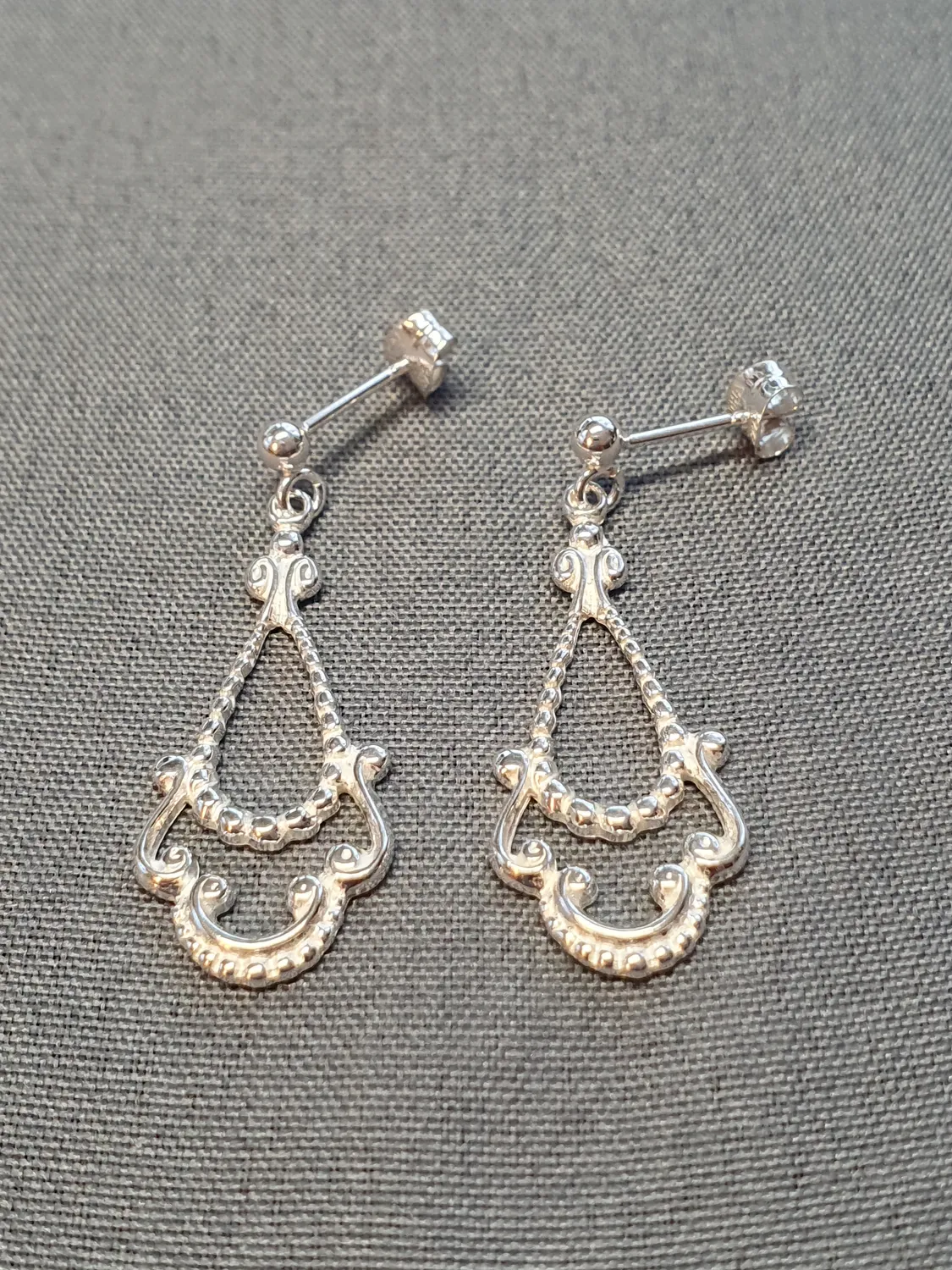 Silver örhängen 9250466E