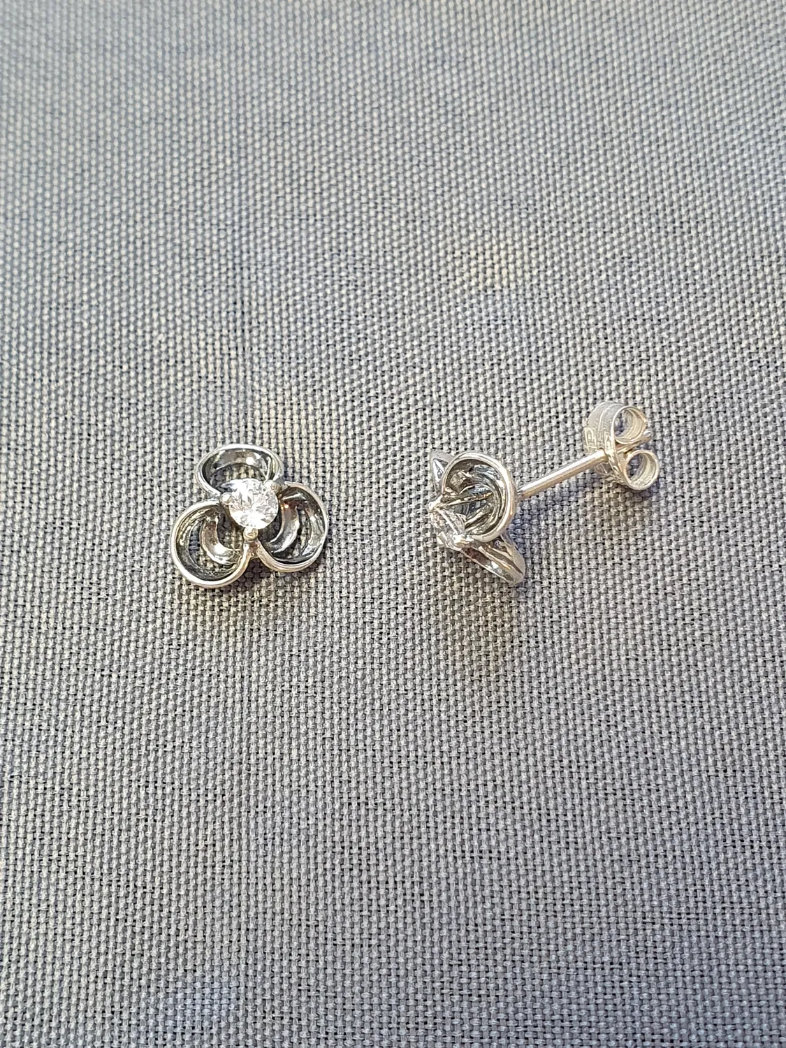Silver örhängen 9250766E