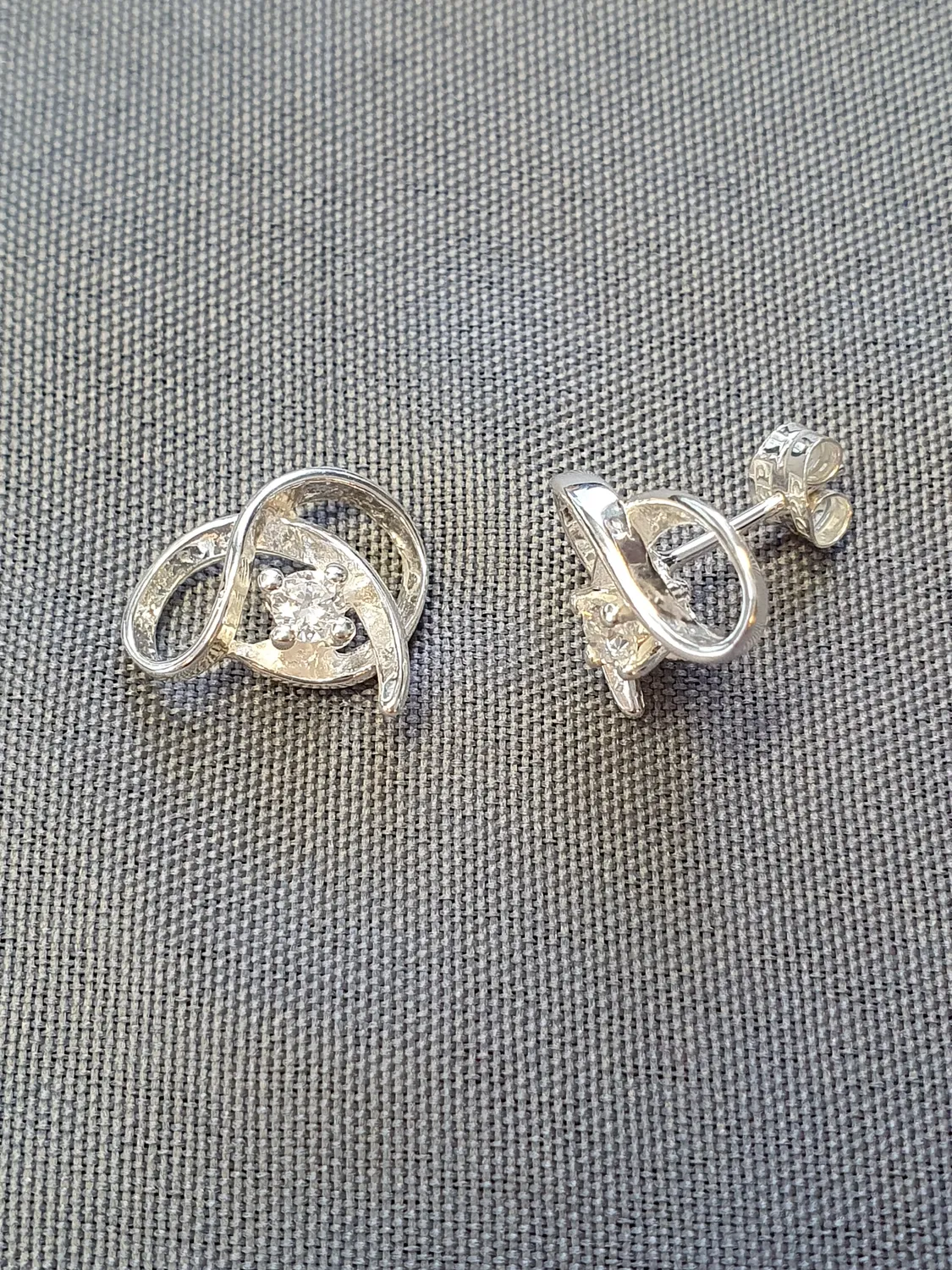 Silver örhängen 9250697E