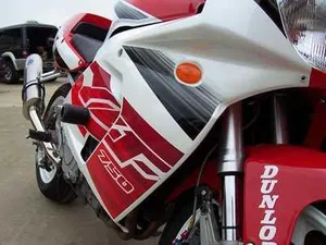 Crash Protectors   Yamaha Yzf750 95 