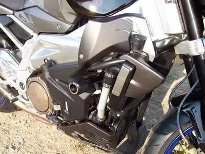 Produkt bilder Crash Protectors   Aprilia Tuono 06 10