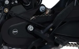 Ktm 790 Duke 18 / 890r Duke Boot Guard 3 Piece One On Each Heel Plate One On Chain Cover